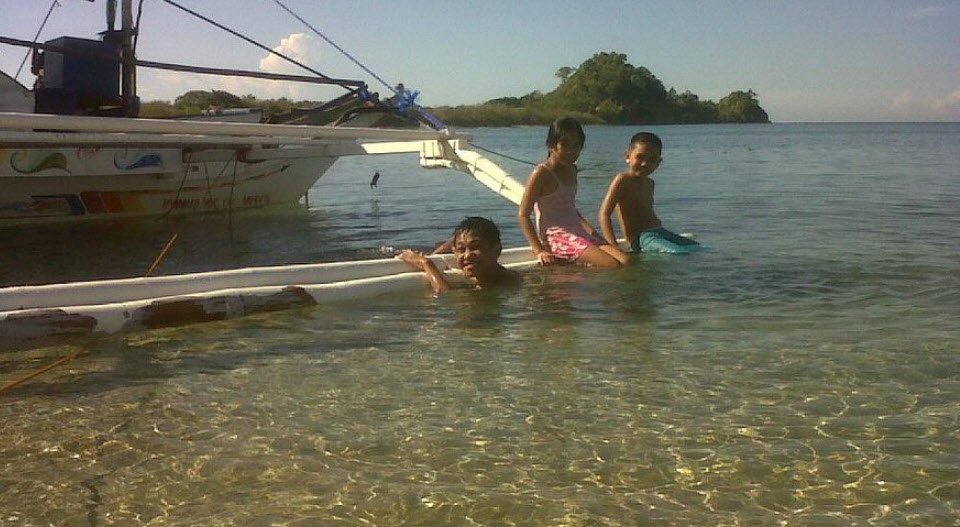Tayamaan Beach, Mamburao, Philippines, Philippines